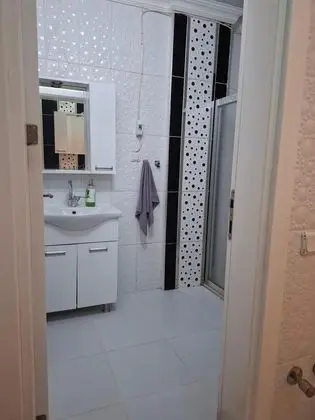 Daire-İki Yatak Odalı, Şehir veya Dağ Manzaralı, Balkonlu