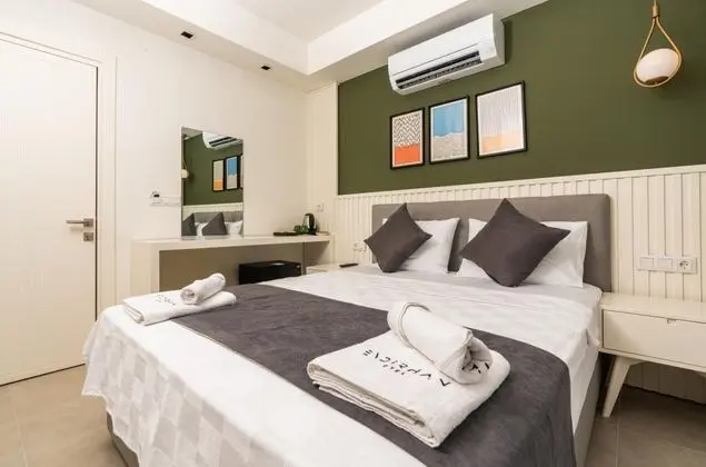 Standart Oda, Kara Manzaralı, Balkonlu
