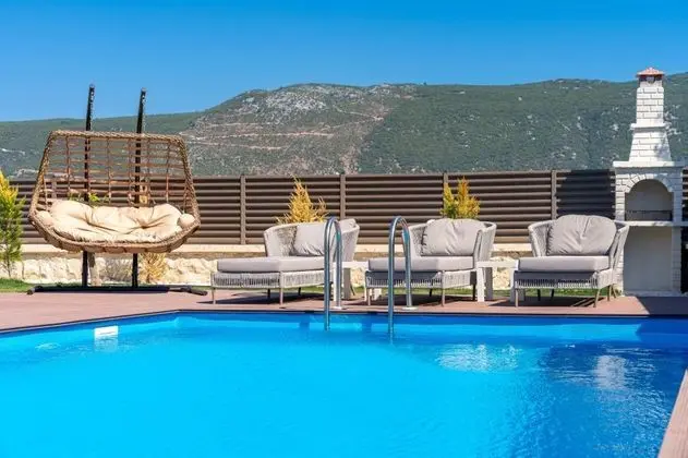 Dublex Villa-İki Yatak Odalı, Havuz ve Bahçe Manzaralı, Özel Havuzlu