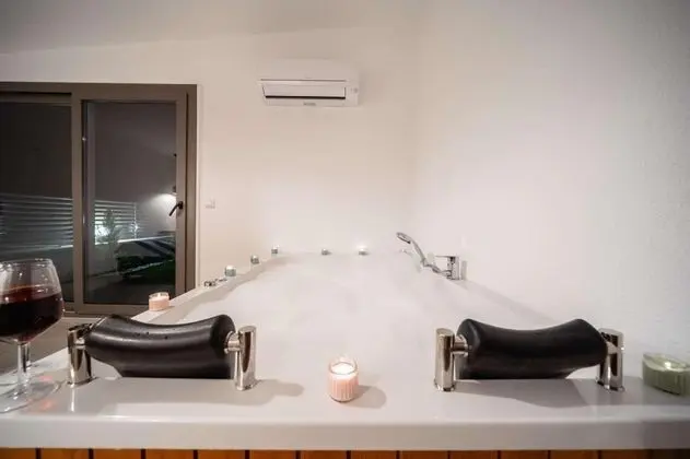 Dublex Villa-İki Yatak Odalı, Havuz ve Bahçe Manzaralı, Özel Havuzlu