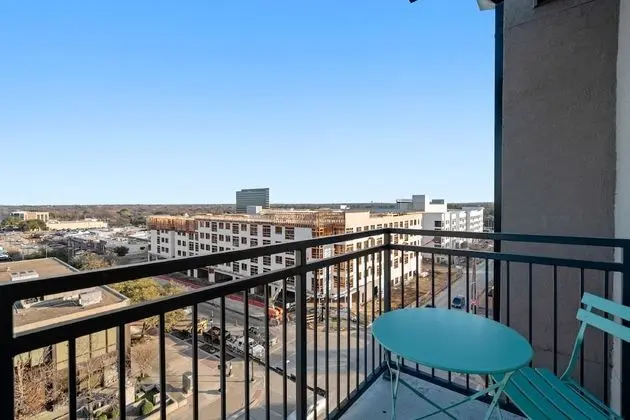 Signature Stüdyo, Balkon (Self Check-in with Virtual Front Desk)