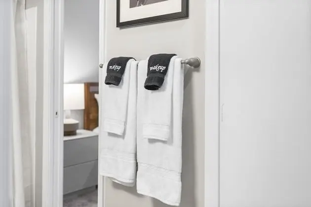 Signature Apart Daire, 1 En Büyük (King) Boy Yatak, Veranda (Self Check-in with Virtual Front Desk)