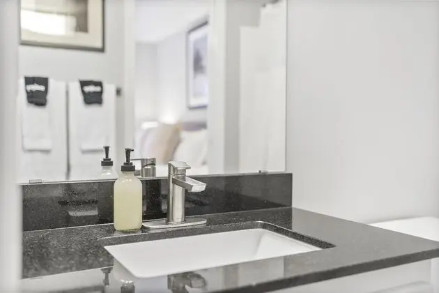 Signature Apart Daire, 1 En Büyük (King) Boy Yatak, Veranda (Self Check-in with Virtual Front Desk)