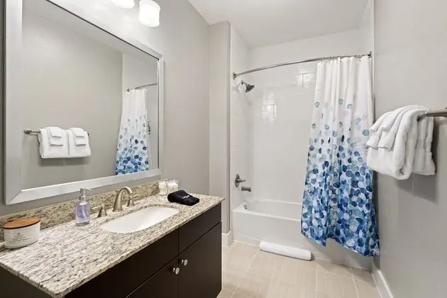 Family Apart Daire, 2 Yatak Odası, Sigara İçilmez, 2 Banyolu (Self Check-in with Virtual Front Desk)