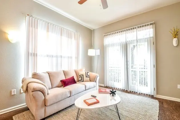 Comfort Apart Daire, 1 En Büyük (King) Boy Yatak ve Çekyat (Self Check-in with Virtual Front Desk)