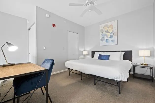 City Çatı Katı (Loft), 1 Yatak Odası, Sigara İçilmez, Balkon (Self Check-in with Virtual Front Desk)