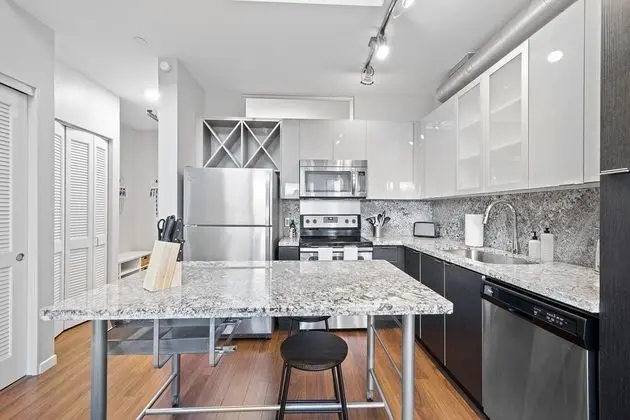 City Çatı Katı (Loft), 1 Yatak Odası, Sigara İçilmez, Balkon (Self Check-in with Virtual Front Desk)