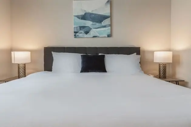 Comfort Apart Daire, 1 En Büyük (King) Boy Yatak ve Çekyat (Self Check-in with Virtual Front Desk)