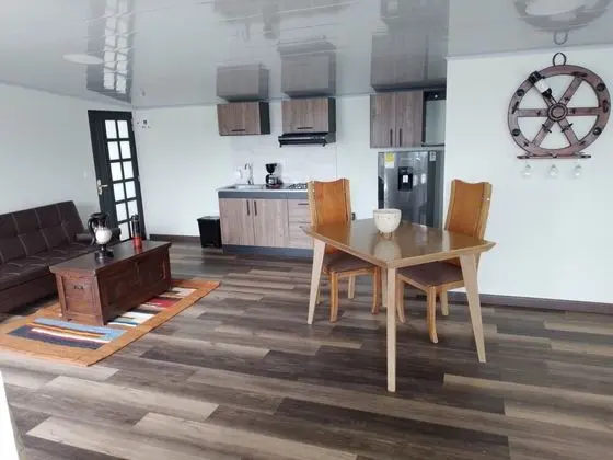 Royal Kulübe, Sigara İçilmez, Dağ Manzaralı