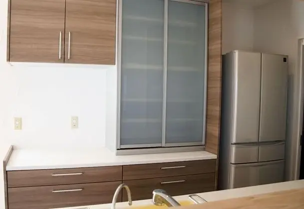 Ev, Sigara İçilmez (Private Vacation)