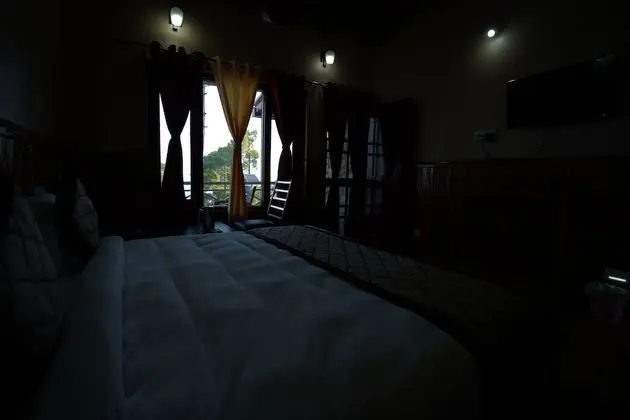 Executive Room With Balcony (Himalayan View)