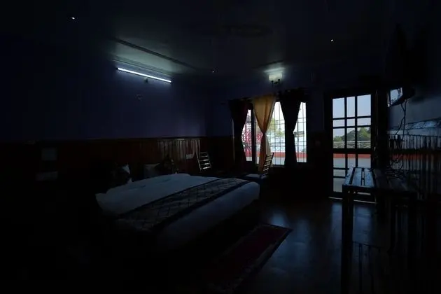 Executive Room With Balcony (Himalayan View)