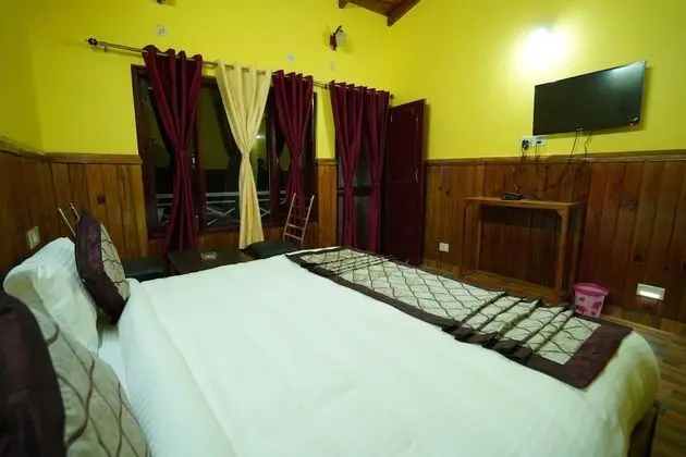 Executive Room With Balcony (Himalayan View)
