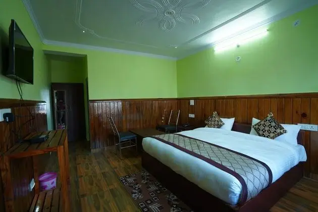 Super Deluxe Room with Terrace (Mountain View)