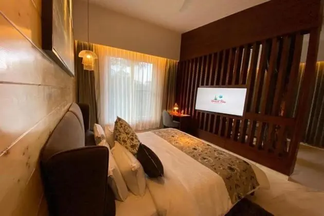 Premium Plus Cottage Valley Facing