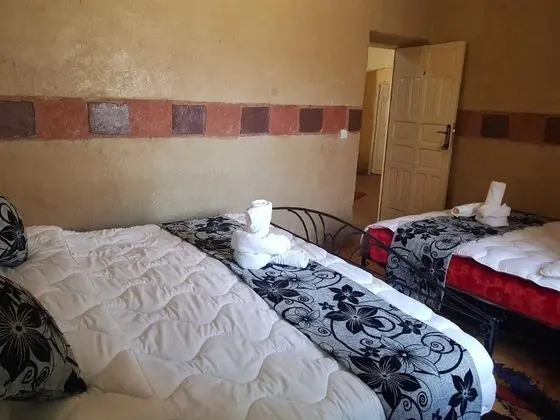 Üç Kişilik Oda, Birden Çok Yatak