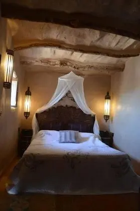 Tek Büyük Yataklı Oda (Lawrence)