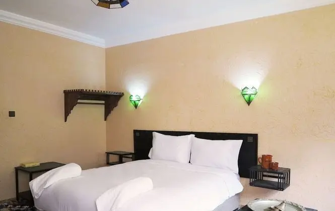 Junior Süit, Sigara İçilmez