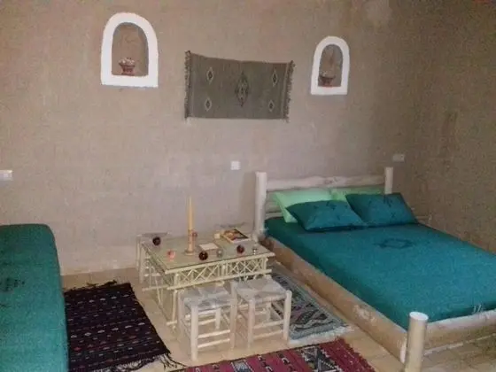 Üç Kişilik Oda