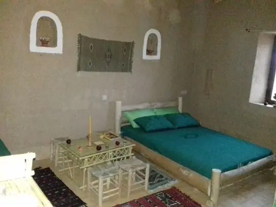 Üç Kişilik Oda