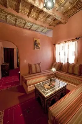 Standard Süit, 1 Çift Kişilik Yatak, Özel Banyo, Zemin Kat