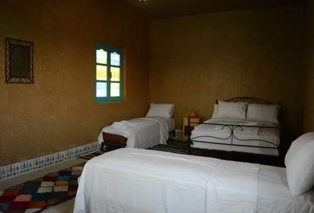 Dört Kişilik Oda, Ortak Banyo