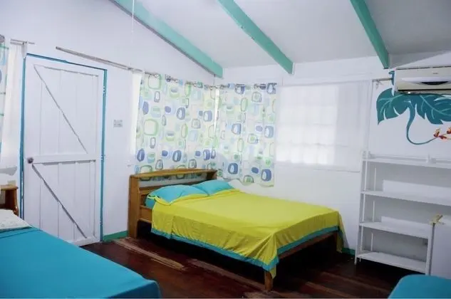 Habitacion Superior Familiar (3 Camas Dobles)