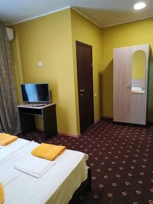 Standard Tek Büyük veya İki Ayrı Yataklı Oda