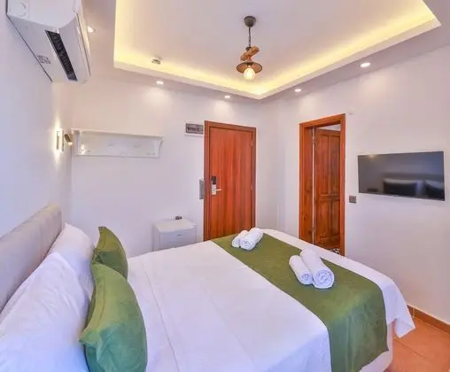 Standart Oda, Kara Manzaralı, Balkonlu