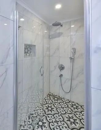 Standart Oda, Kara Manzaralı, Balkonlu