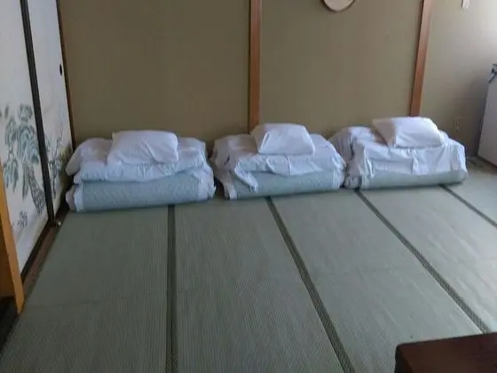 Traditional Oda (Japanese Style,  For 3 People)