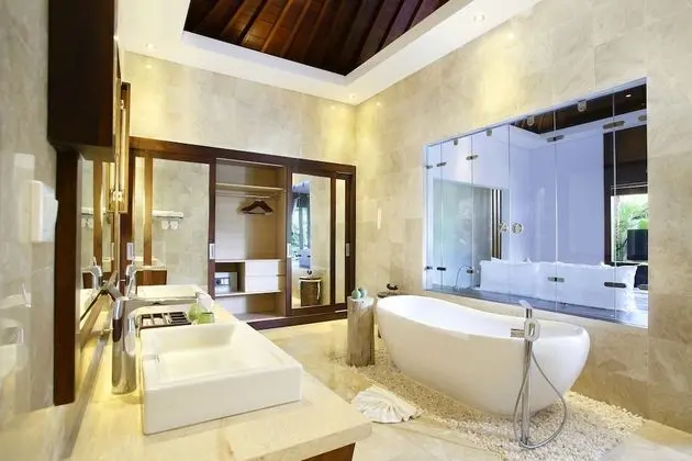 Three-bedroom Family Pool Villa