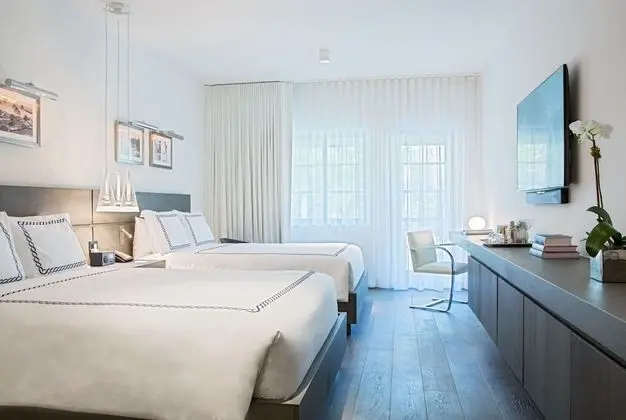 Luxury Tek Büyük Yataklı Oda, 2 Büyük (Queen) Boy Yatak, Balkon