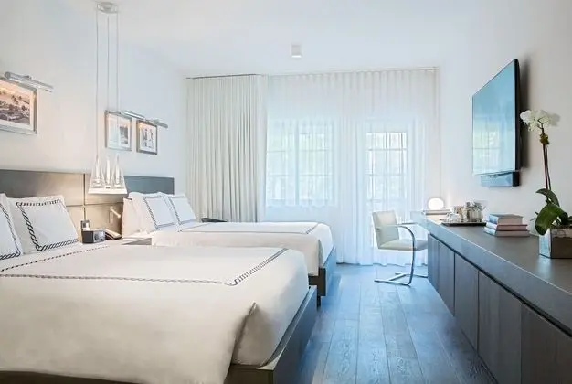 Luxury Tek Büyük Yataklı Oda, 2 Büyük (Queen) Boy Yatak, Balkon