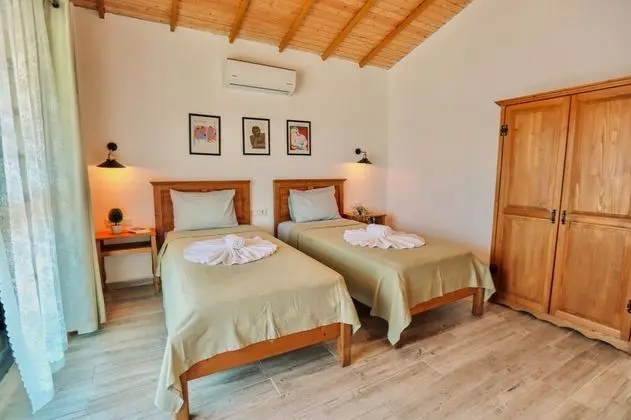 İki Ayrı Yataklı Oda, Deniz Manzaralı, Balkonlu