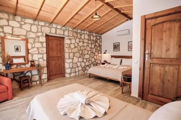 Superior Aile Odası, Deniz Manzaralı, Balkonlu