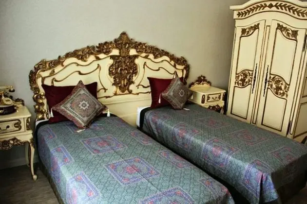Deluxe Üç Kişilik Oda, Sigara İçilebilir