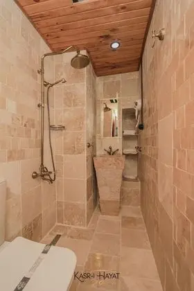 Triple, Bahçe Manzaralı, Bahçe Katı