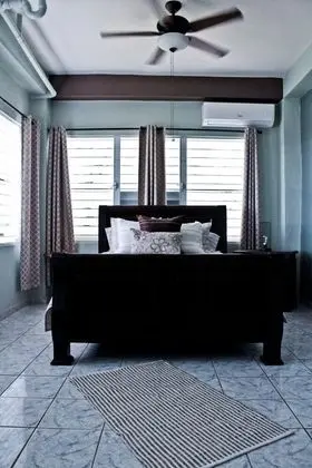 Design Apart Daire, 2 Yatak Odası, Deniz Manzaralı, Zemin Kat (Kassa Wista Azzul 1)