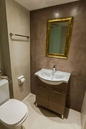 Deluxe Tek Büyük Yataklı Oda, 1 Büyük (Queen) Boy Yatak