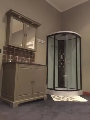 Comfort Oda, 1 Büyük (Queen) Boy Yatak