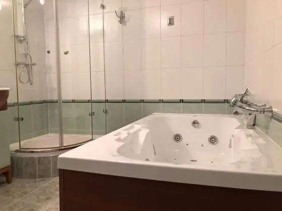 Luxury Tek Büyük Yataklı Oda, 1 Büyük (Queen) Boy Yatak