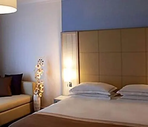 Tek Büyük Yataklı Oda, Kısmi Deniz Manzaralı (spa access)