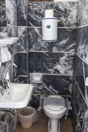 Basic Tek Büyük Yataklı Oda