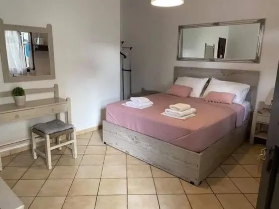 Stüdyo, Kısmi Deniz Manzaralı