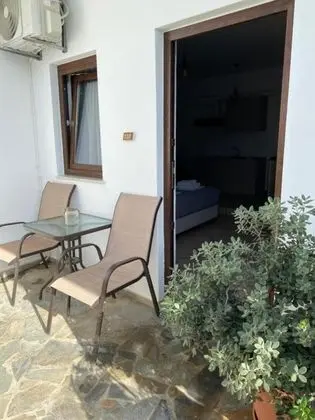 Stüdyo, Kısmi Deniz Manzaralı