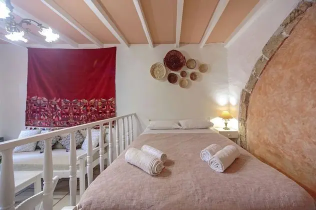 Stüdyo, Avlu Manzaralı