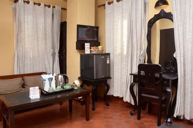 Superior Tek Büyük veya İki Ayrı Yataklı Oda, Küvet, Şehir Manzaralı