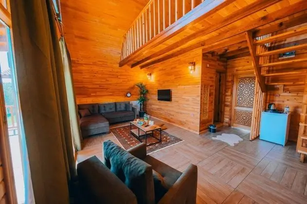 Bungalow Aile Odası, Doğa Manzaralı, Bir Büyük ve Bir Tek Kişilik Yataklı