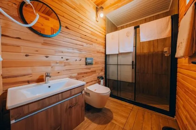 Bungalow Aile Odası, Doğa Manzaralı, Bir Büyük ve Bir Tek Kişilik Yataklı